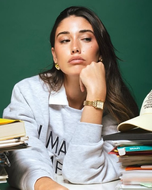 https://www.lashuertas.es/wp-content/uploads/2025/09/reloj-time-road.jpeg